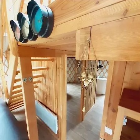 Yourte Contemporaine *