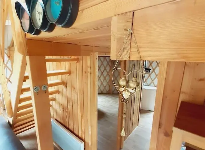 Yourte Contemporaine *